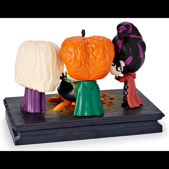 Funko Sanderson Sisters Hocus Pocus Pop! Movie Moment Exclusive - Picture 4 of 9